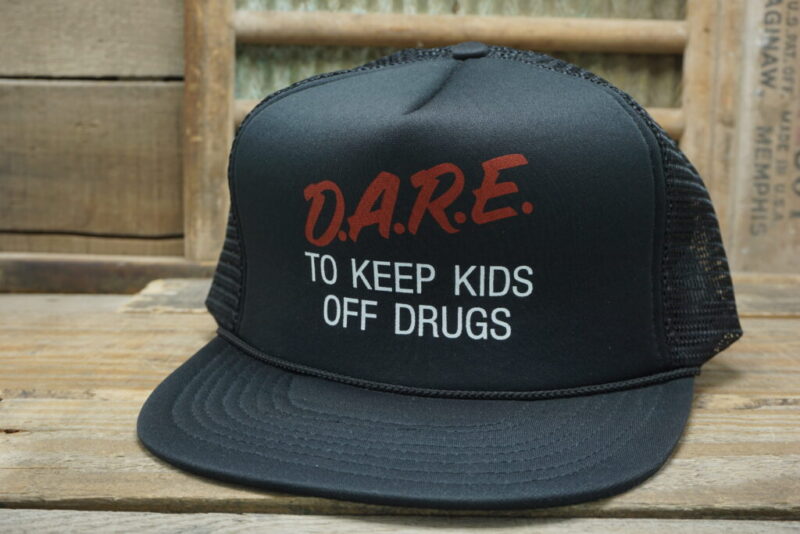 Vintage D.A.R.E Dare To Keep Kids Off Drugs Mesh Snapback Trucker Hat Cap