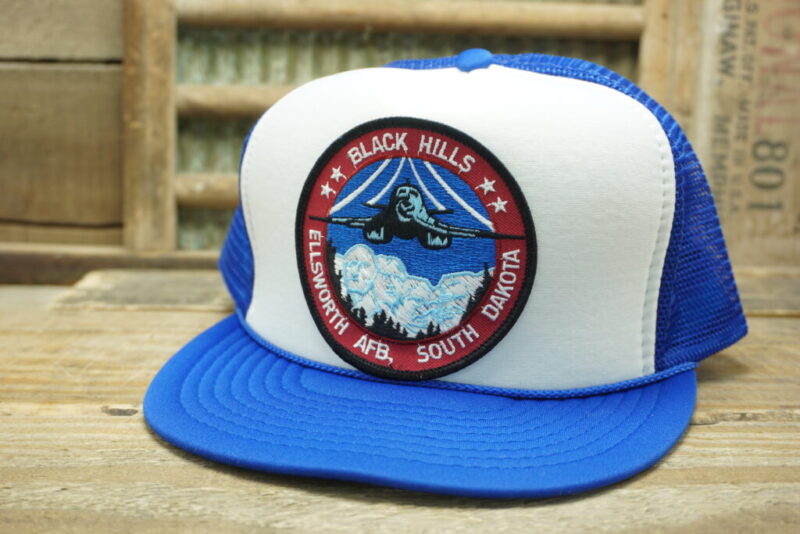 Vintage Black Hills Ellsworth AFB Air Force Base South Dakota Mount Rushmore Mesh Patch Snapback Trucker Hat Cap Rope