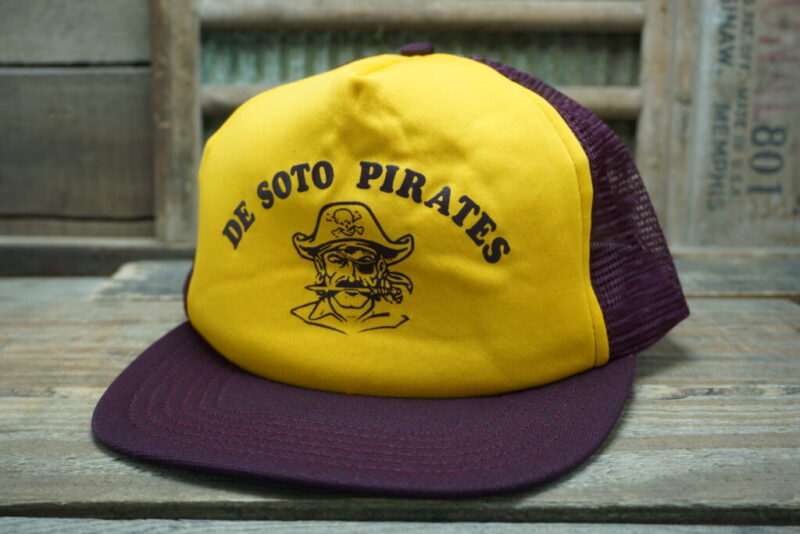 Vintage De Soto Pirates WI Wisconsin Mesh Snapback Trucker Hat Cap Made in USA