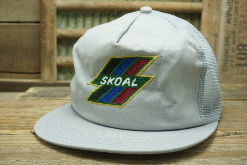 Vintage SKOAL Tobacco Lightning Bolt Mesh Snapback Trucker Hat Cap K Products Made In USA
