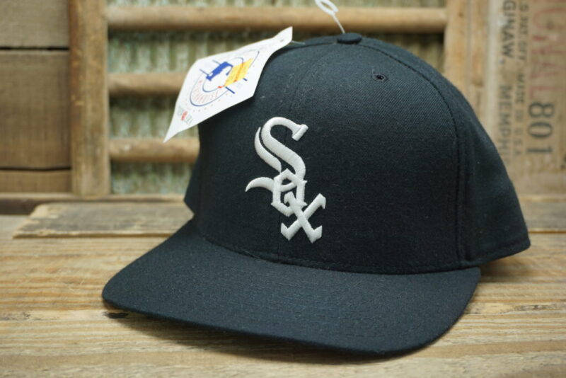 Vintage MLB Chicago White Sox Snapback Trucker Hat Cap New Era Pro Model Made in USA With Tags