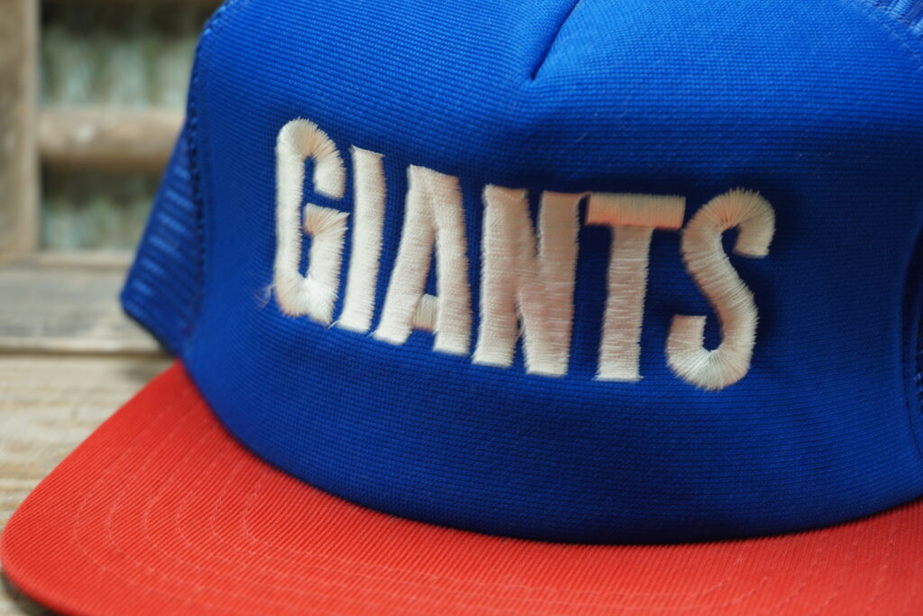 New York Giants New Era Pro Design Trucker Hat - Vintage Snapback