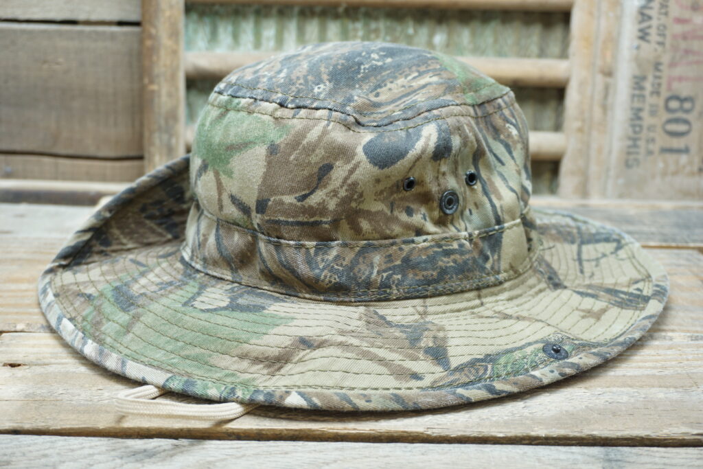 Realtree Camo Bucket / Boonie Hat - Medium - Vintage Snapback