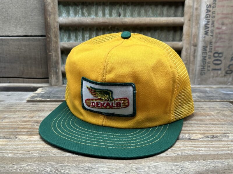 Vintage Dekalb Seed Mesh Patch Snapback Trucker Hat Cap Swingster Made in USA